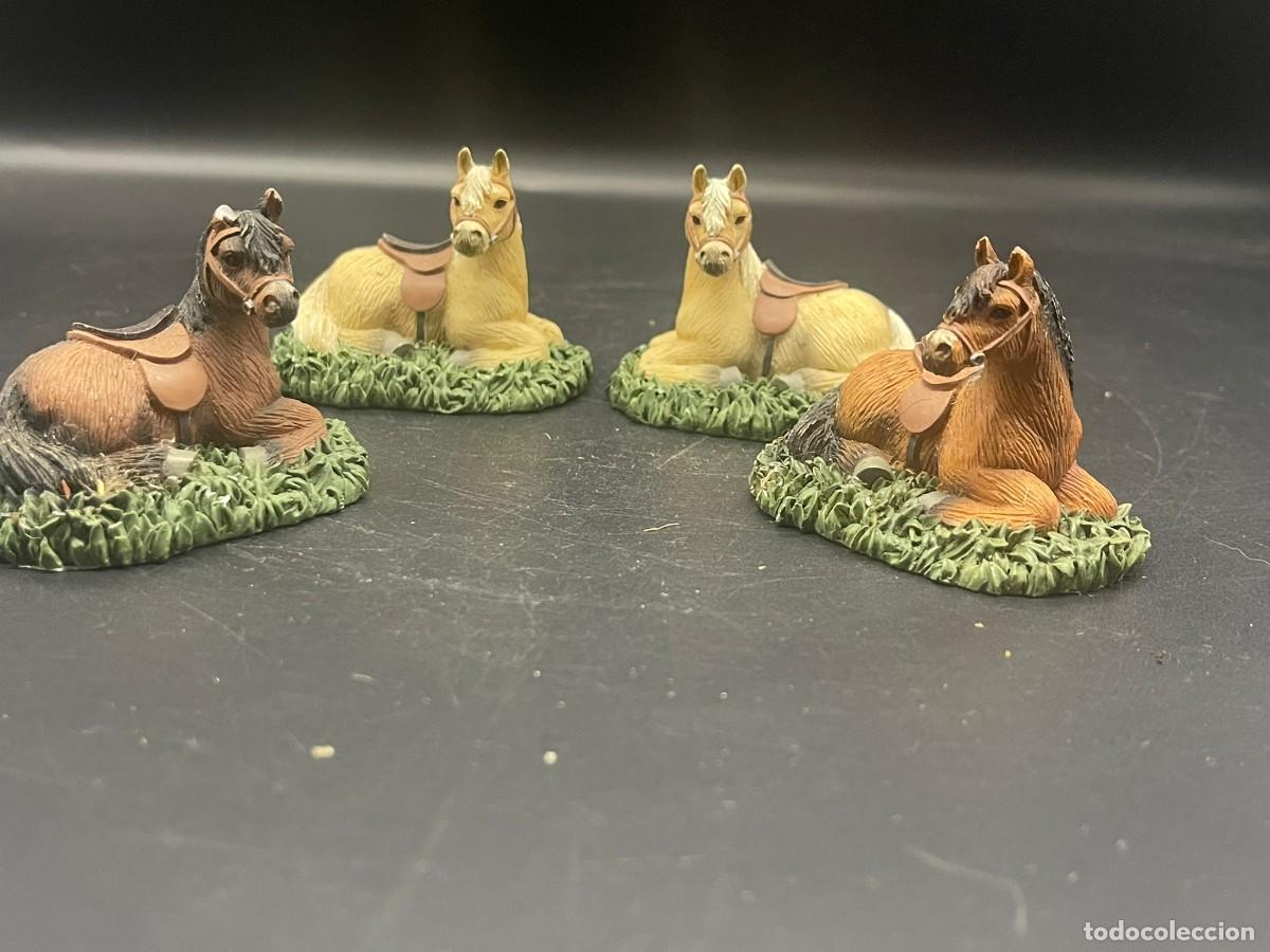 Artesan&iacute;a: COLECCI&Oacute;N DE 4 FIGURAS CABALLOS - Foto 4