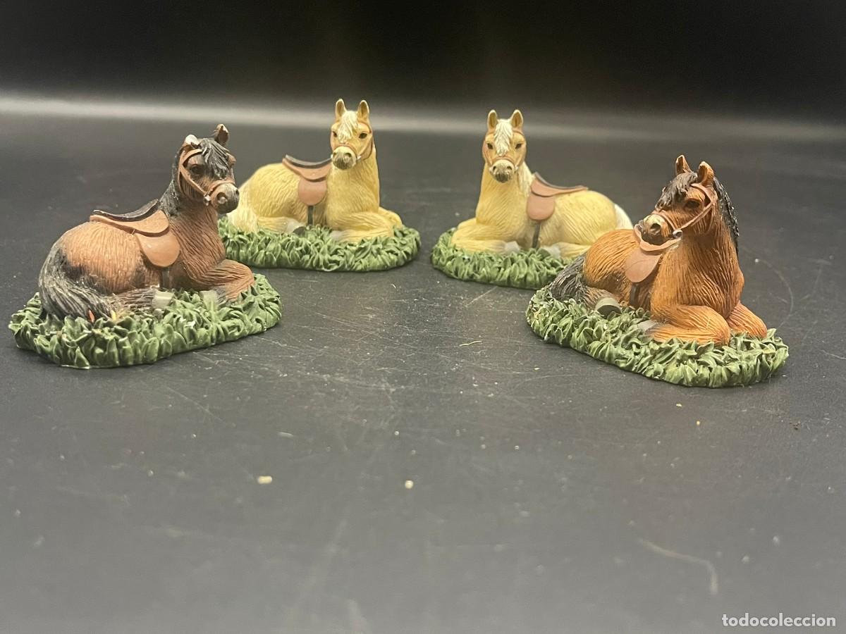 Artesan&iacute;a: COLECCI&Oacute;N DE 4 FIGURAS CABALLOS - Foto 5