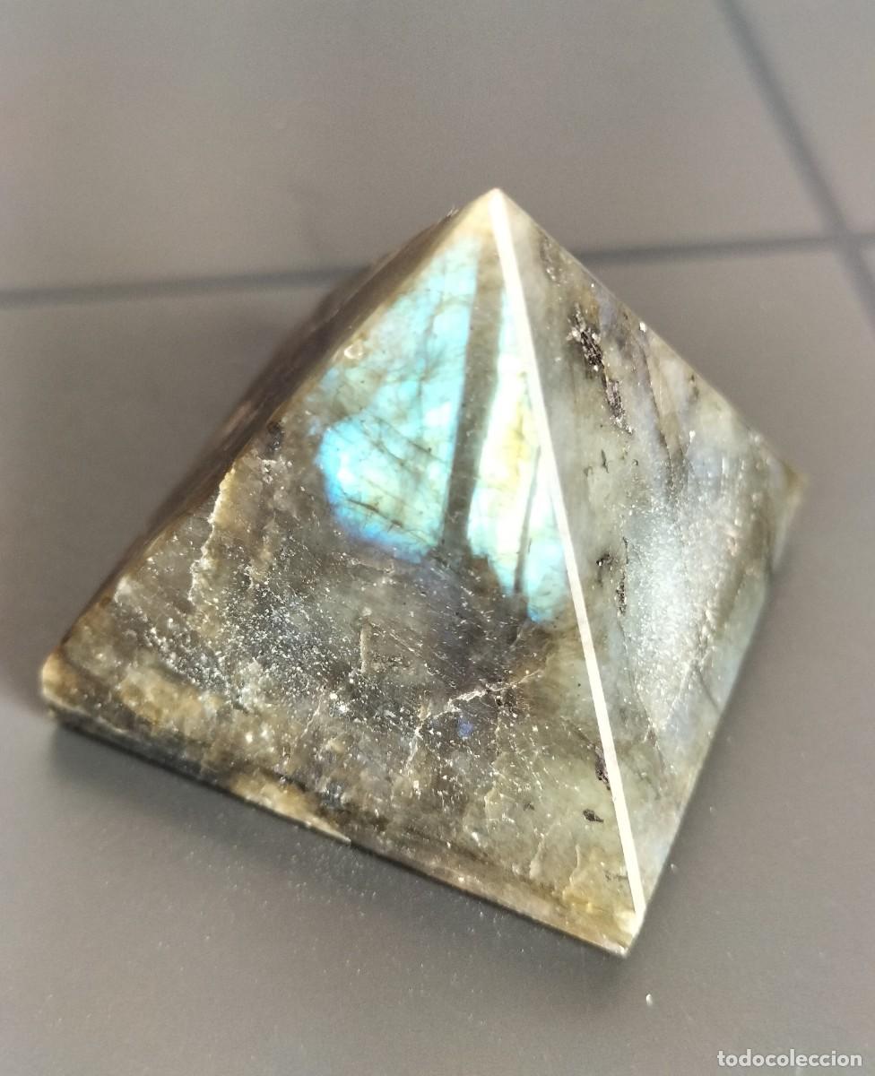 pirámide energética de cristal natural de 28 mm - Acquista