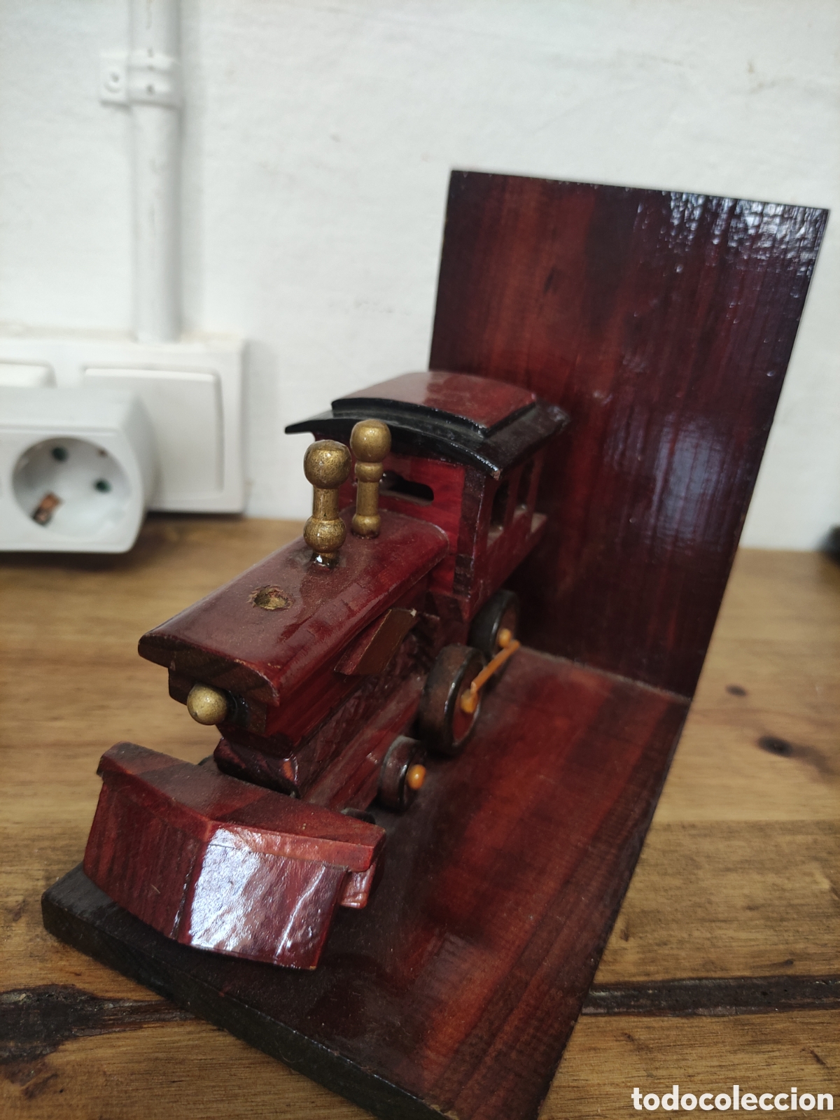 Artesan&iacute;a: SUJETA LIBROS DE MADERA - Foto 3