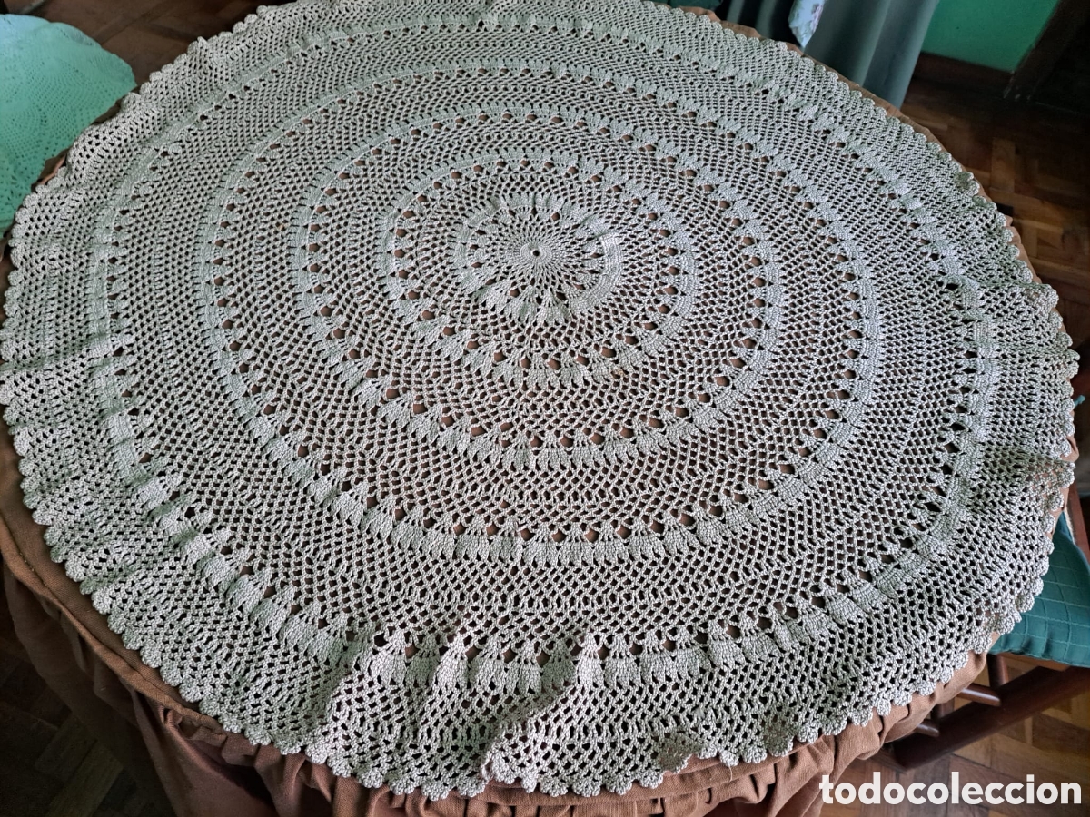 Artesan&iacute;a: Mantel ganchillo beige - Foto 1