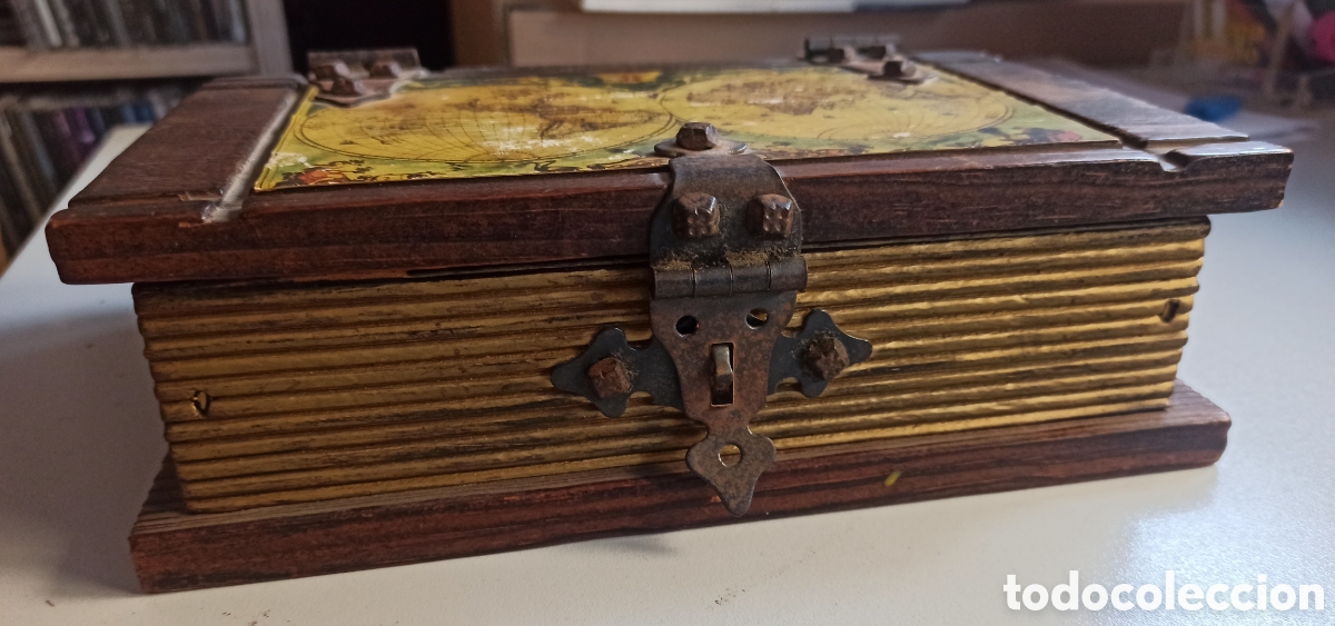 Artesan&iacute;a: ANTIGUO COFRE DE MADERA MACIZA - Foto 3