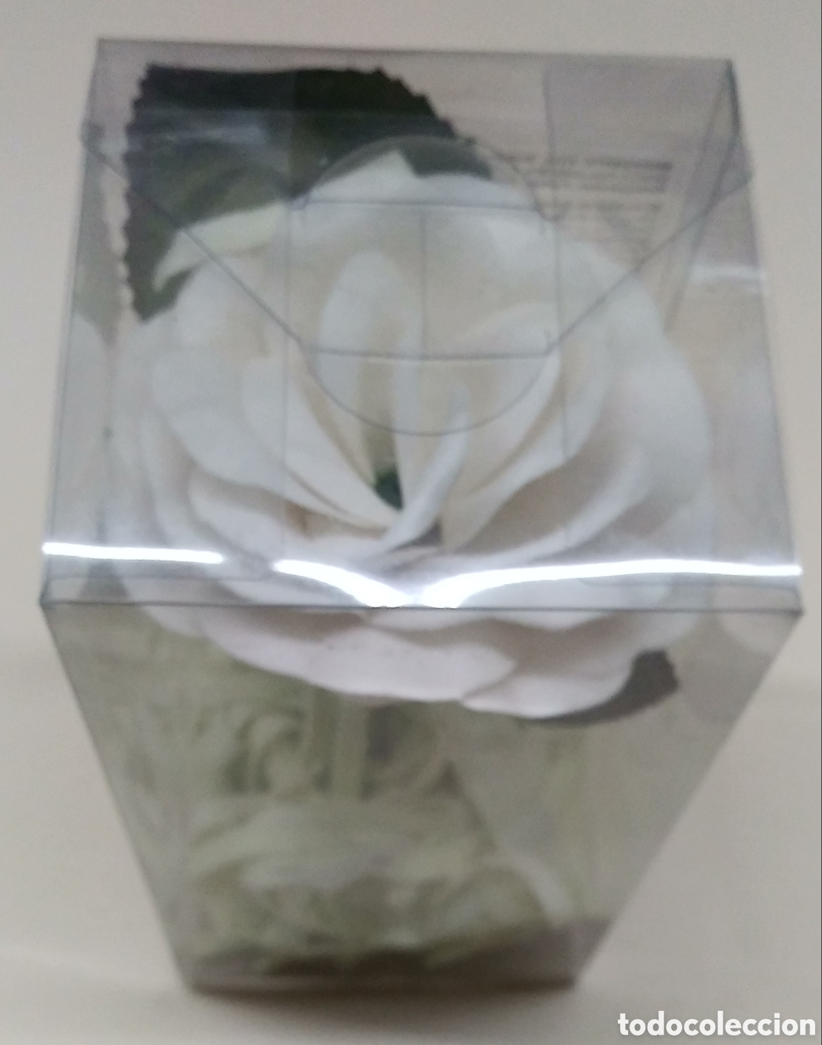 Artesan&iacute;a: Rosa de jab&oacute;n con caja de pl&aacute;stico - Foto 2