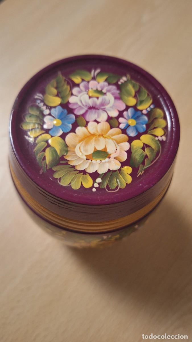 Artesan&iacute;a: Bombonera decorada a mano - Foto 2