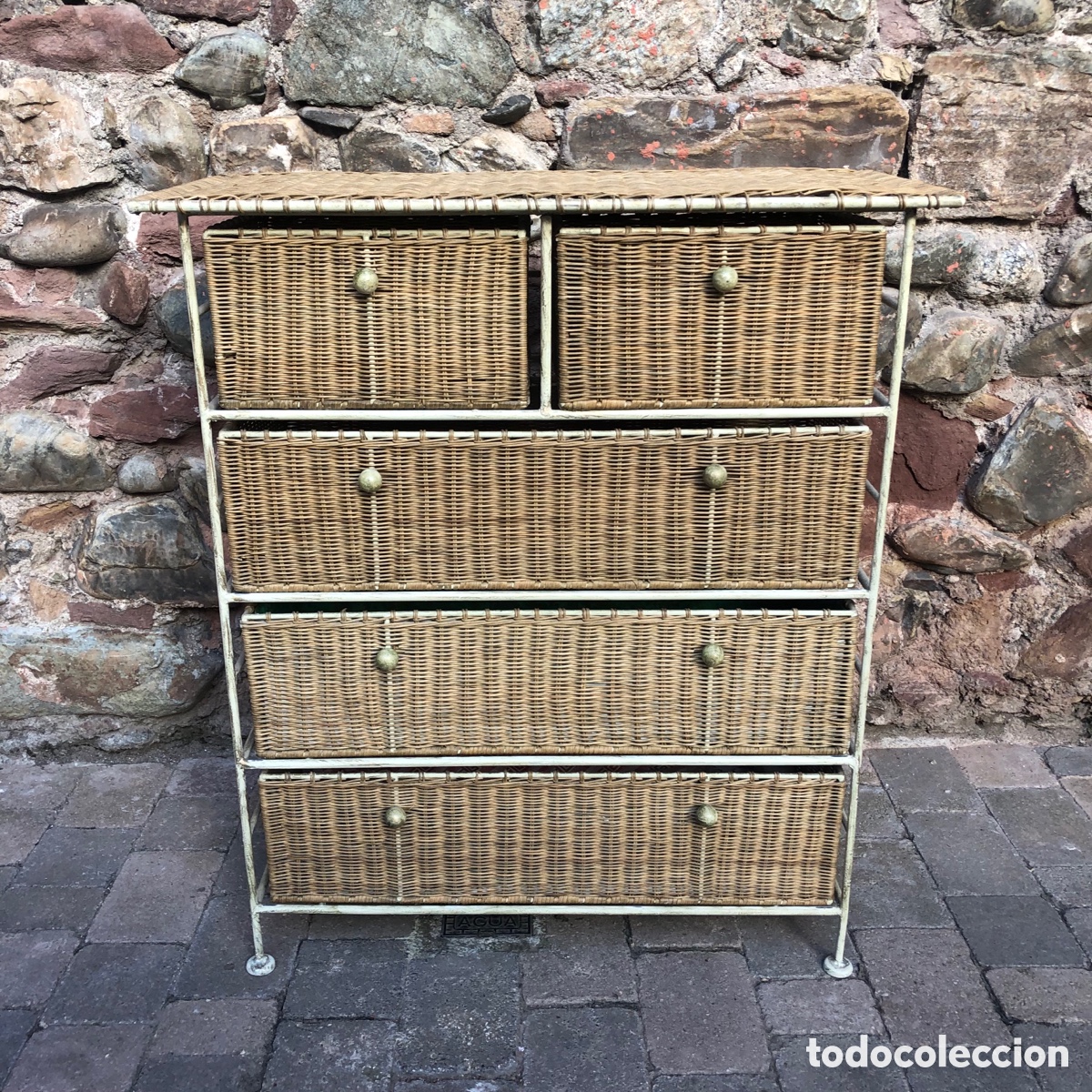 Artesan&iacute;a: C&Oacute;MODA DE HIERRO Y MIMBRE - Foto 1