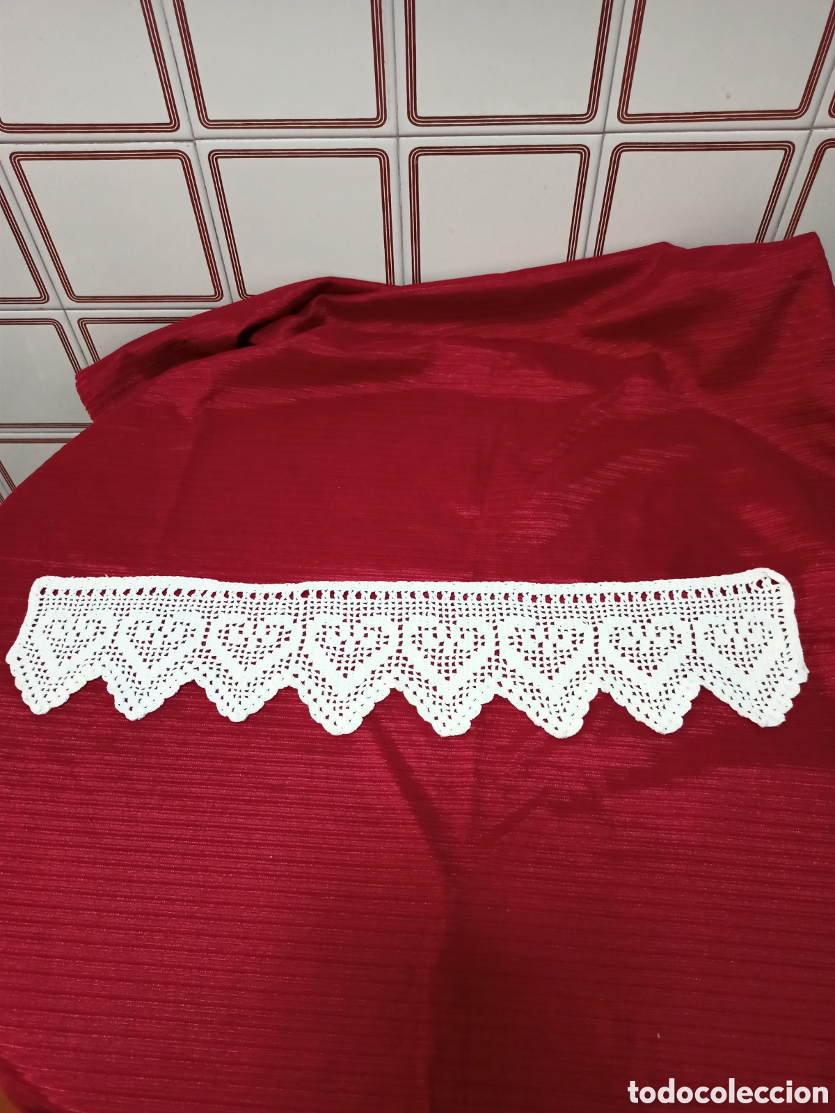 Artesan&iacute;a: Puntilla a ganchillo, perl&eacute; blanco. - Foto 1