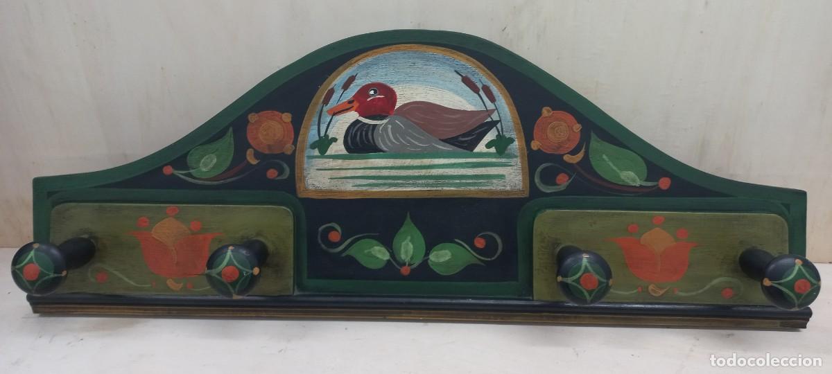 Artesan&iacute;a: Perchero de madera decorado - Foto 2