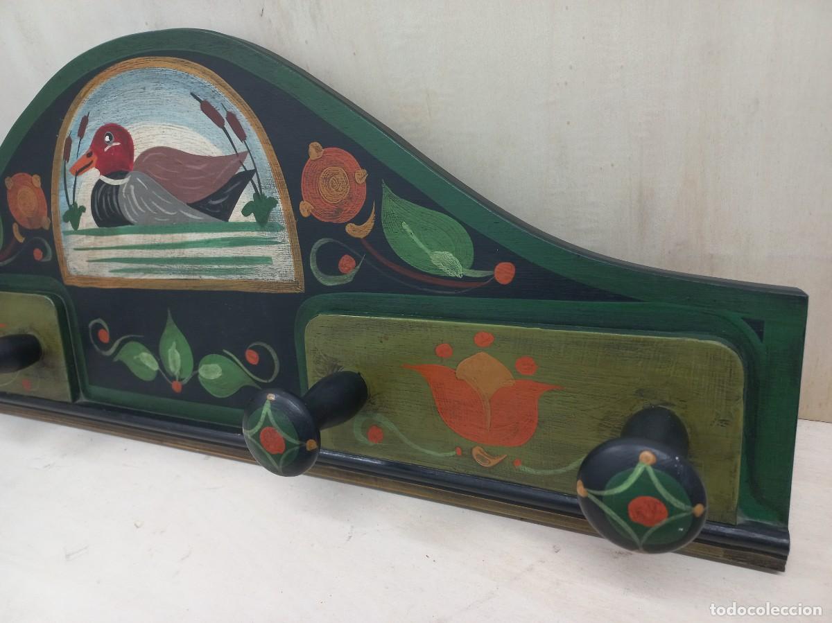 Artesan&iacute;a: Perchero de madera decorado - Foto 4