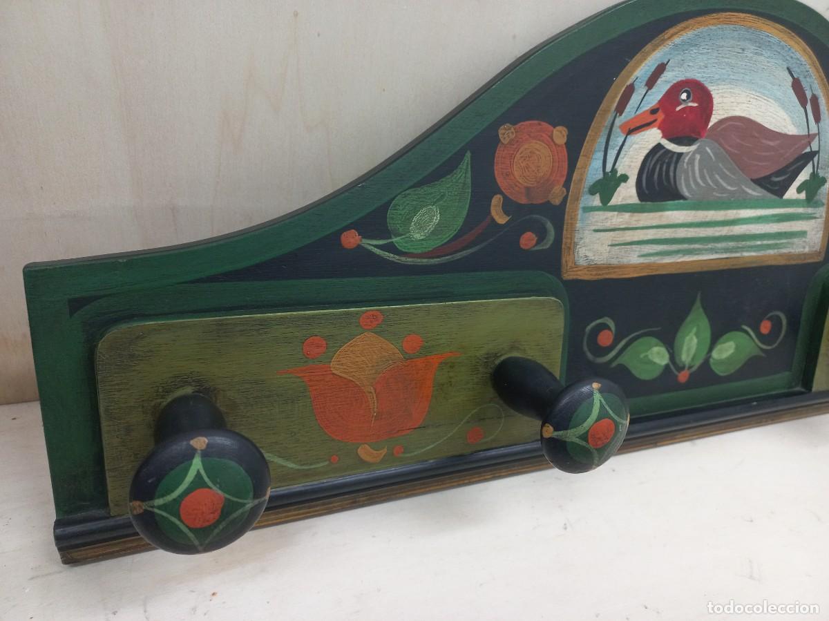 Artesan&iacute;a: Perchero de madera decorado - Foto 5
