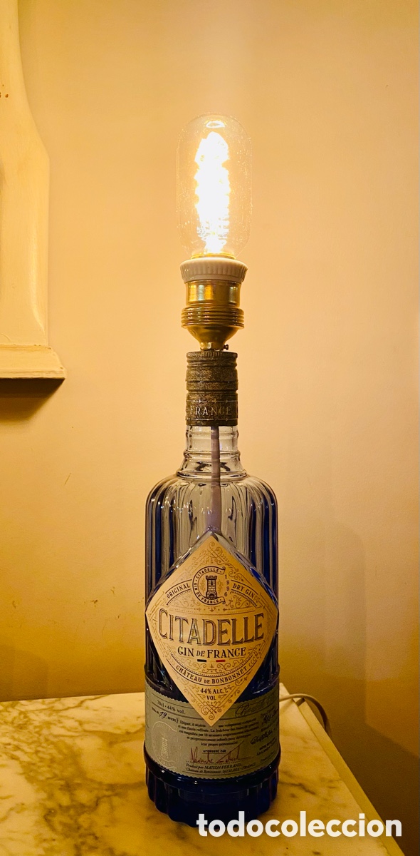 Artesan&iacute;a: L&aacute;mpara artesanal hecha con botella - Foto 1