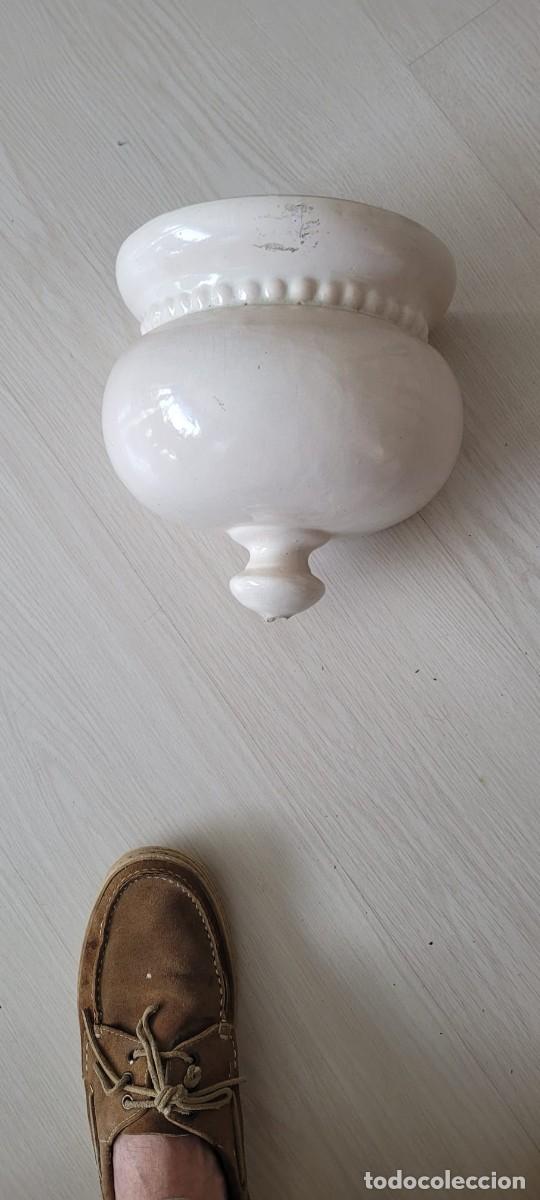 Artesan&iacute;a: Benditera en loza blanca. - Foto 2