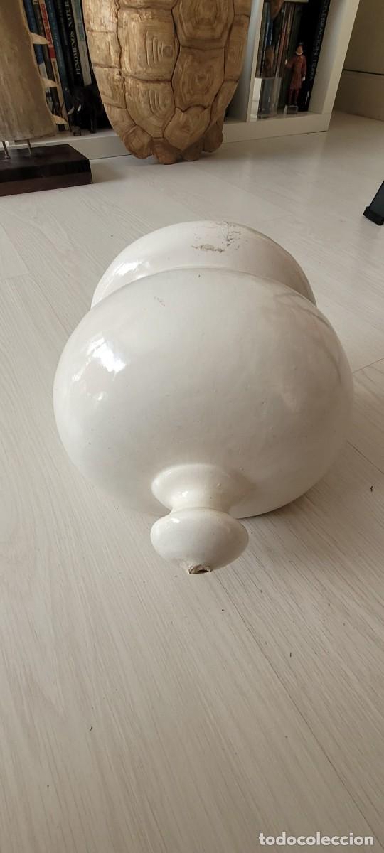 Artesan&iacute;a: Benditera en loza blanca. - Foto 4