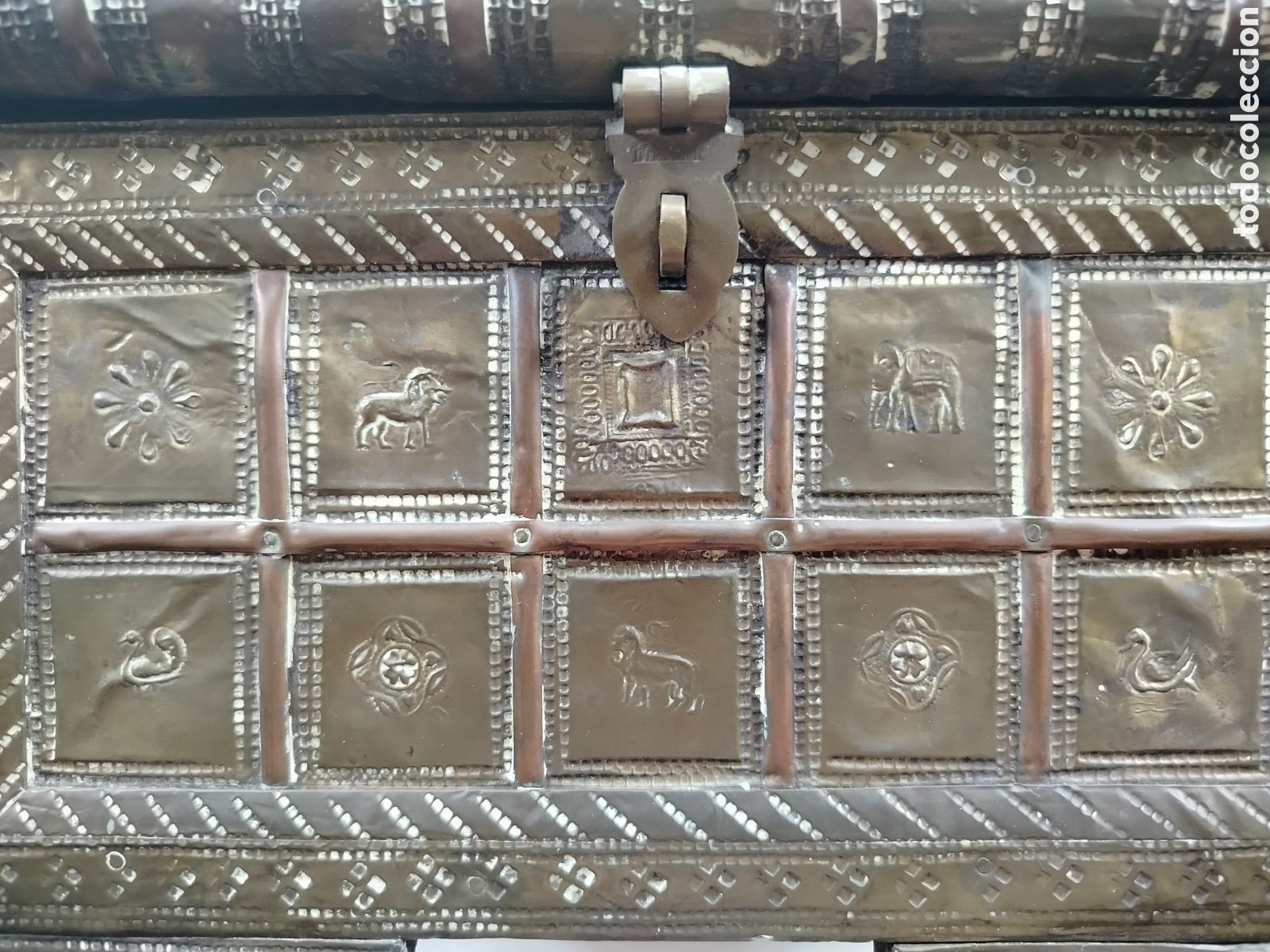 Artesan&iacute;a: Cofre Indio Hecho a Mano. - Foto 2