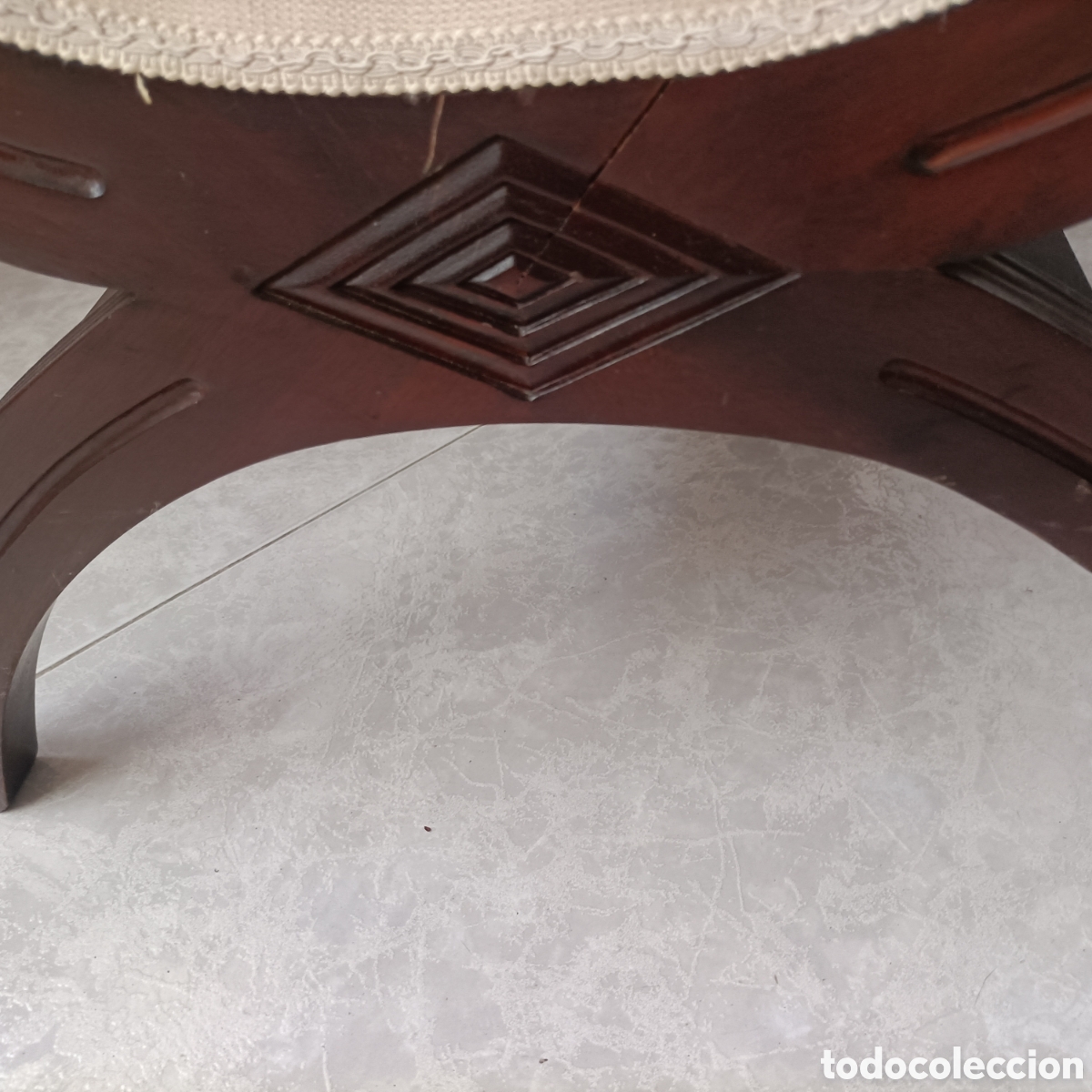Artesan&iacute;a: Butaca dormitorio madera - Foto 2