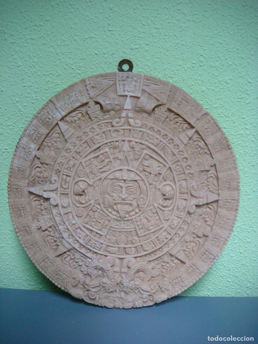 Artesan&iacute;a: RELOJ AZTECA EN RESINA-(&) - Foto 1