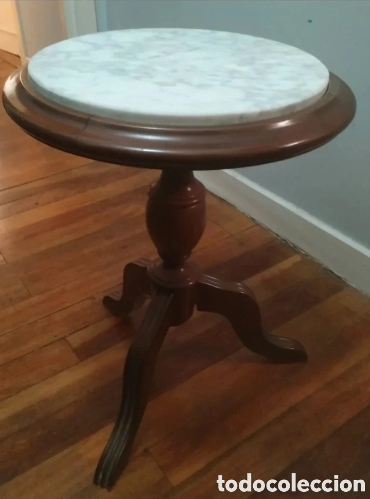 Artesan&iacute;a: Mesa auxiliar de madera de roble - Foto 1