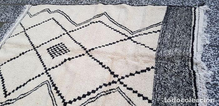 Artesan&iacute;a: Handknotted Berber carpet - Foto 2