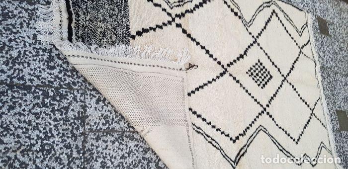 Artesan&iacute;a: Handknotted Berber carpet - Foto 7