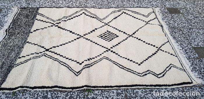 Artesan&iacute;a: Handknotted Berber carpet - Foto 9
