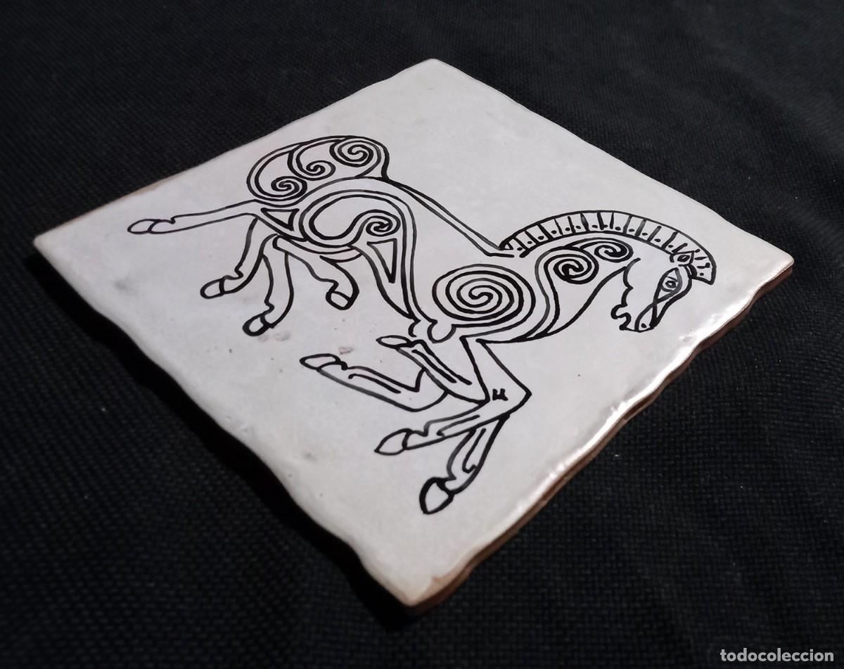 Artesan&iacute;a: Azulejo Caballo vikingo - Foto 2