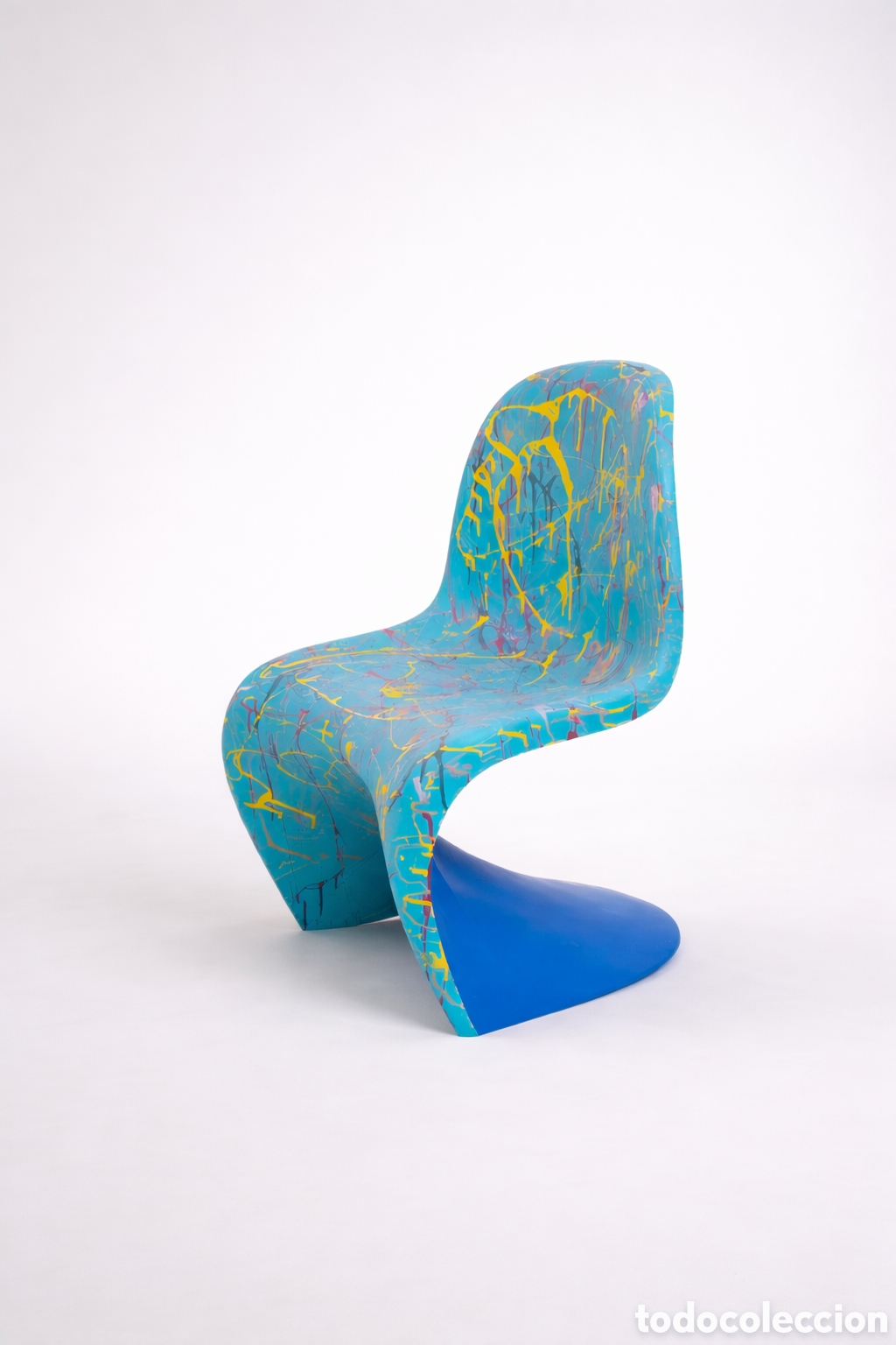 Artesan&iacute;a: Silla Panton - R&eacute;plica intervenida