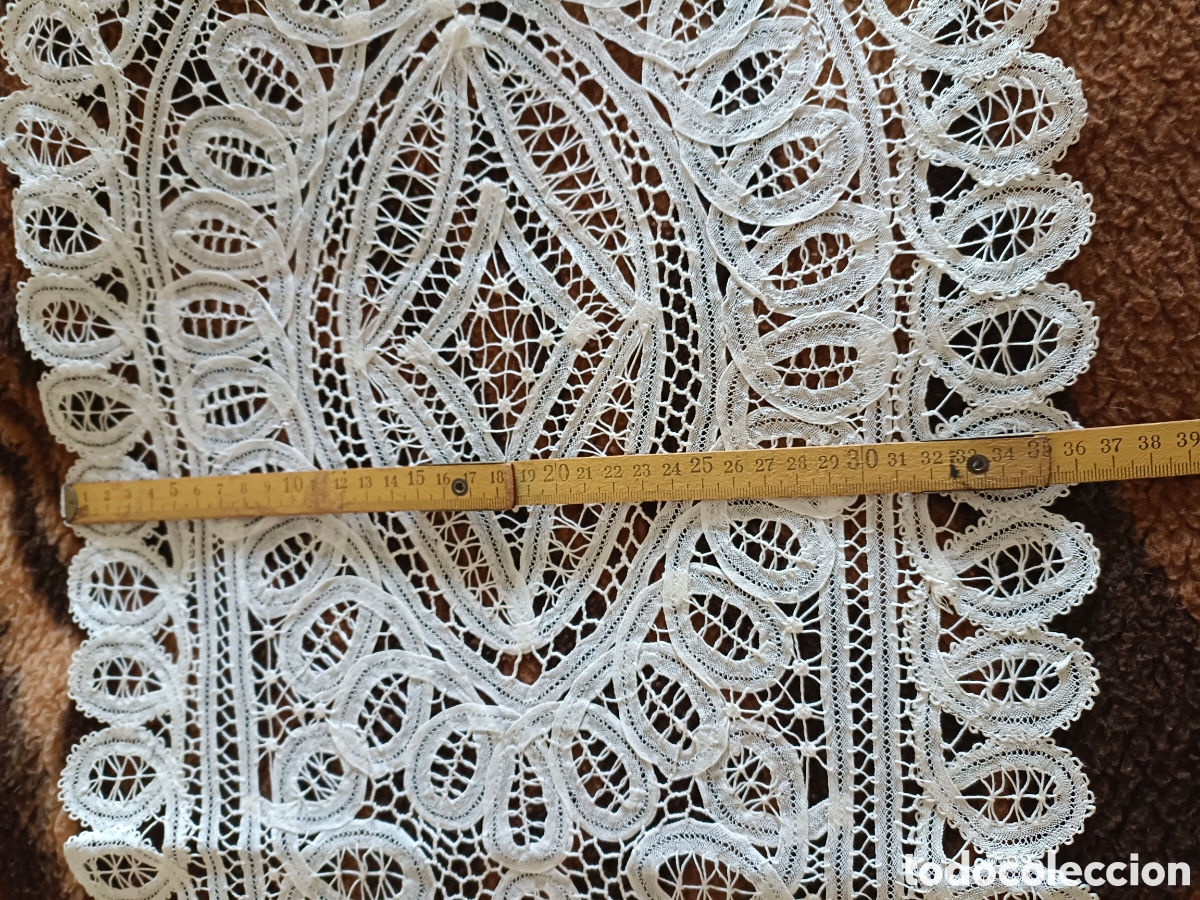 Artesan&iacute;a: Camino de mesa de encaje - Foto 2