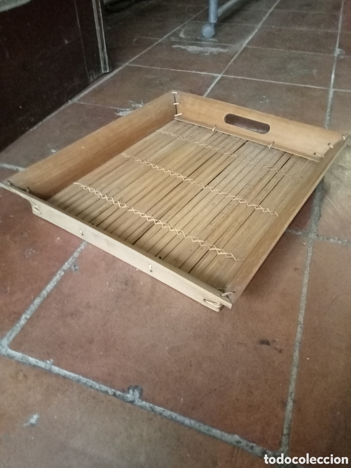 Artesan&iacute;a: Bandeja de ca&ntilde;a de bambu