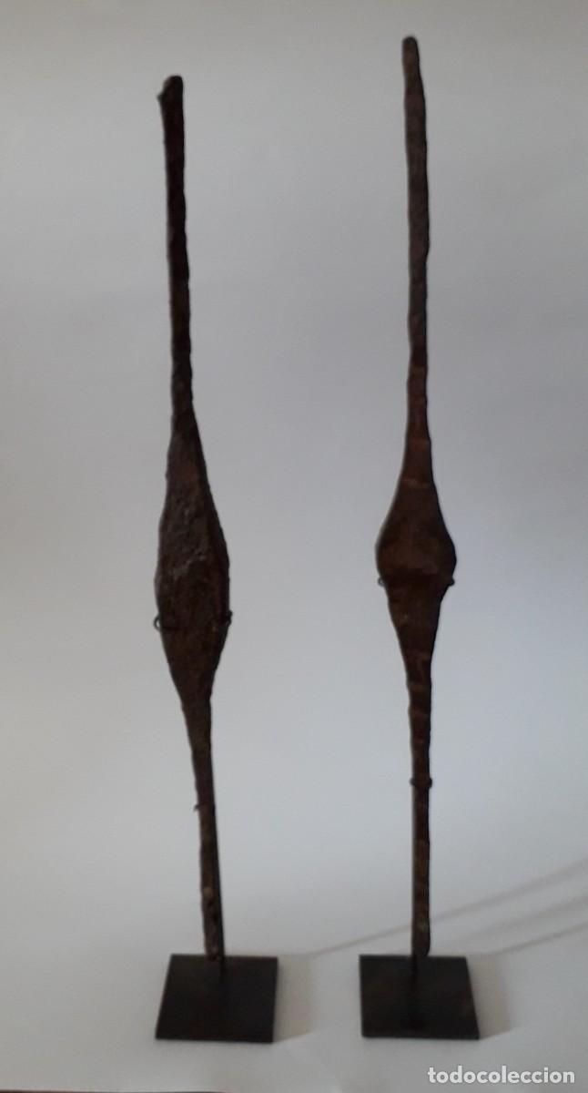 Artesan&iacute;a: Moneda tradicional africana, hierro negro