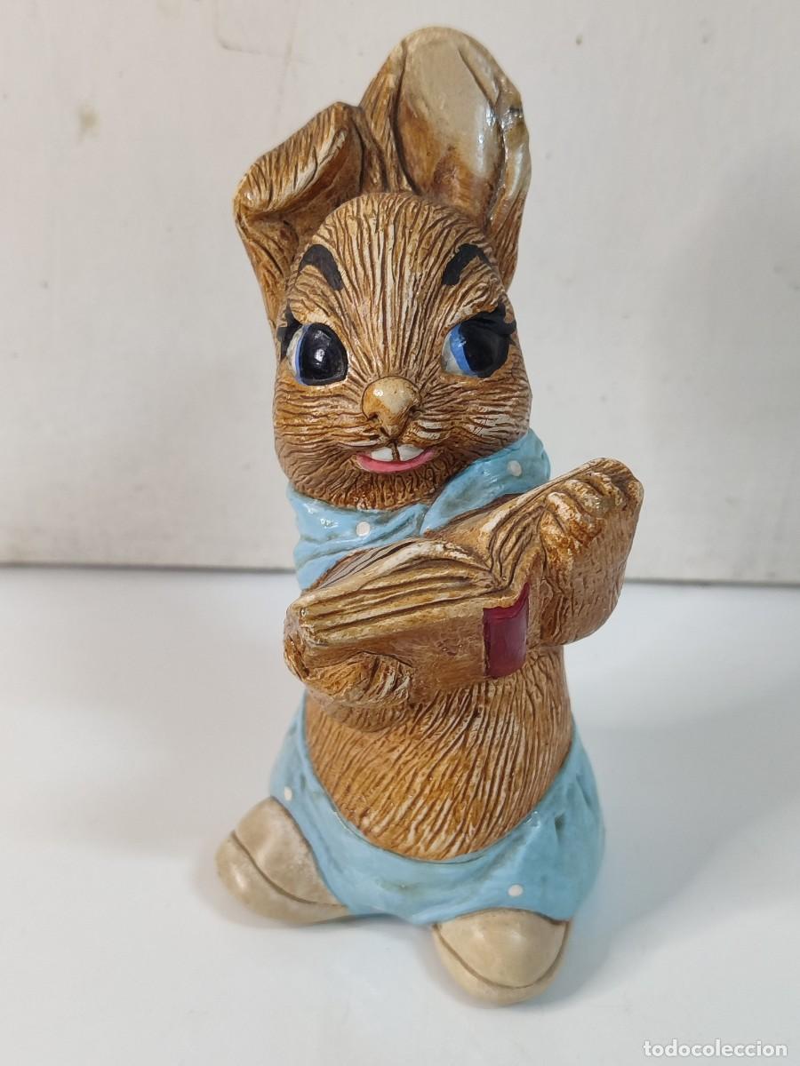 Artesan&iacute;a: Figura Conejo Lector Pepiware ,hecho a mano en Inglaterra