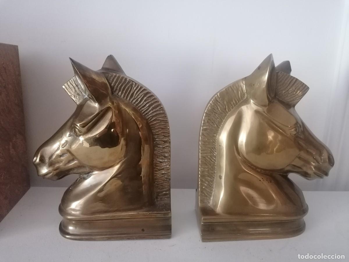 Artesan&iacute;a: Pareja de sujeta libros de bronce