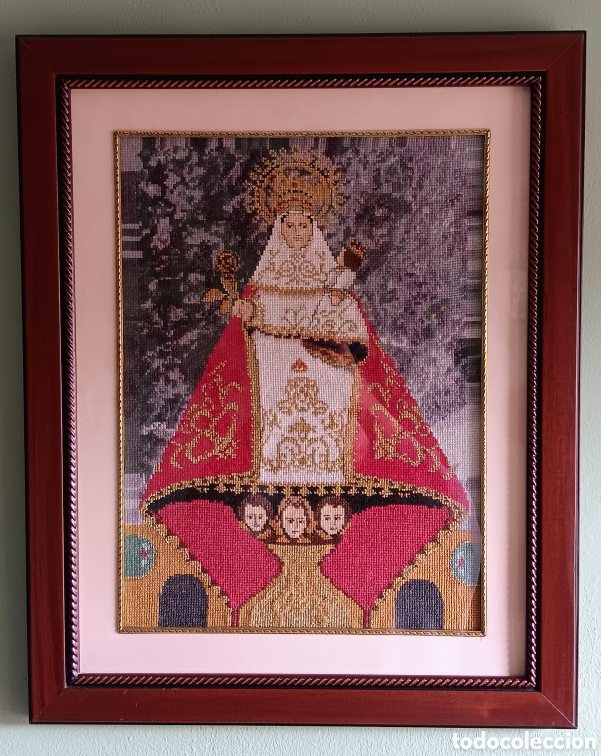 Artesan&iacute;a: Cuadro punto de cruz Virgen de Covadonga. La Santina