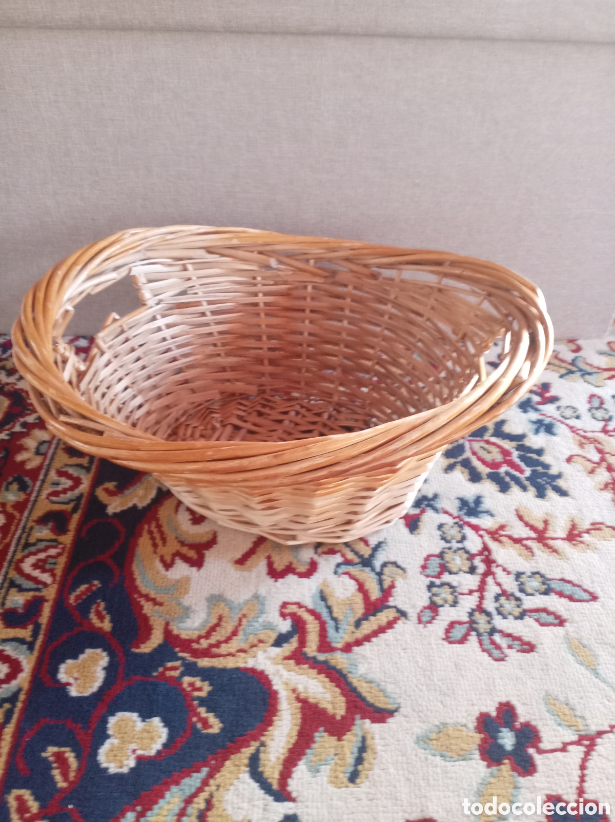 Artesan&iacute;a: Cesto de mimbre, buen estado