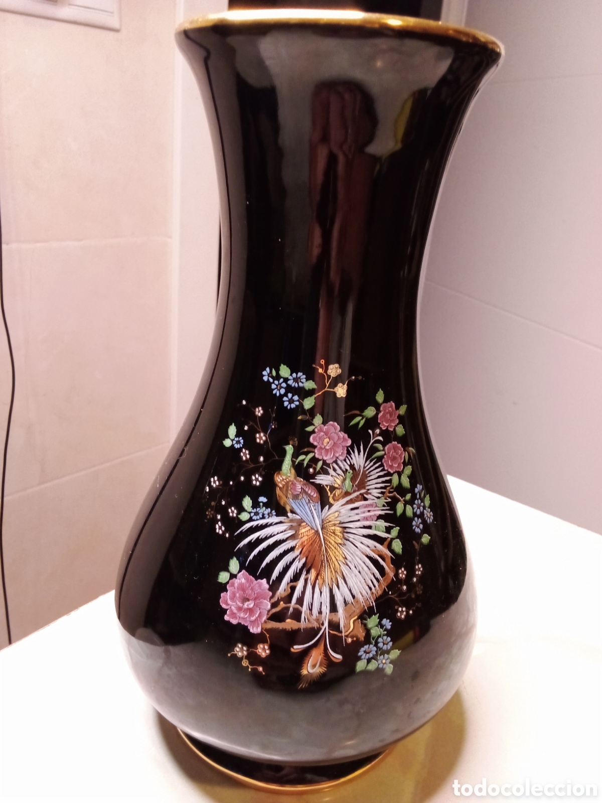 Artesan&iacute;a: Elegante jarr&oacute;n negro con dise&ntilde;&oacute; original