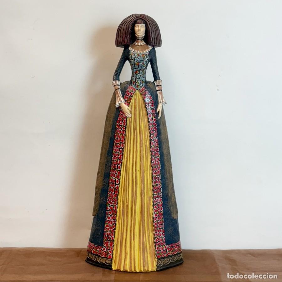 Artesan&iacute;a: Figura Decorativa de una Menina
