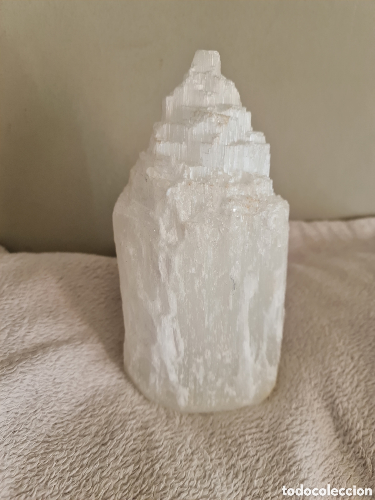 Artesan&iacute;a: 2,4kg Selenita Natural Tallada Escultura (L&aacute;mpara)