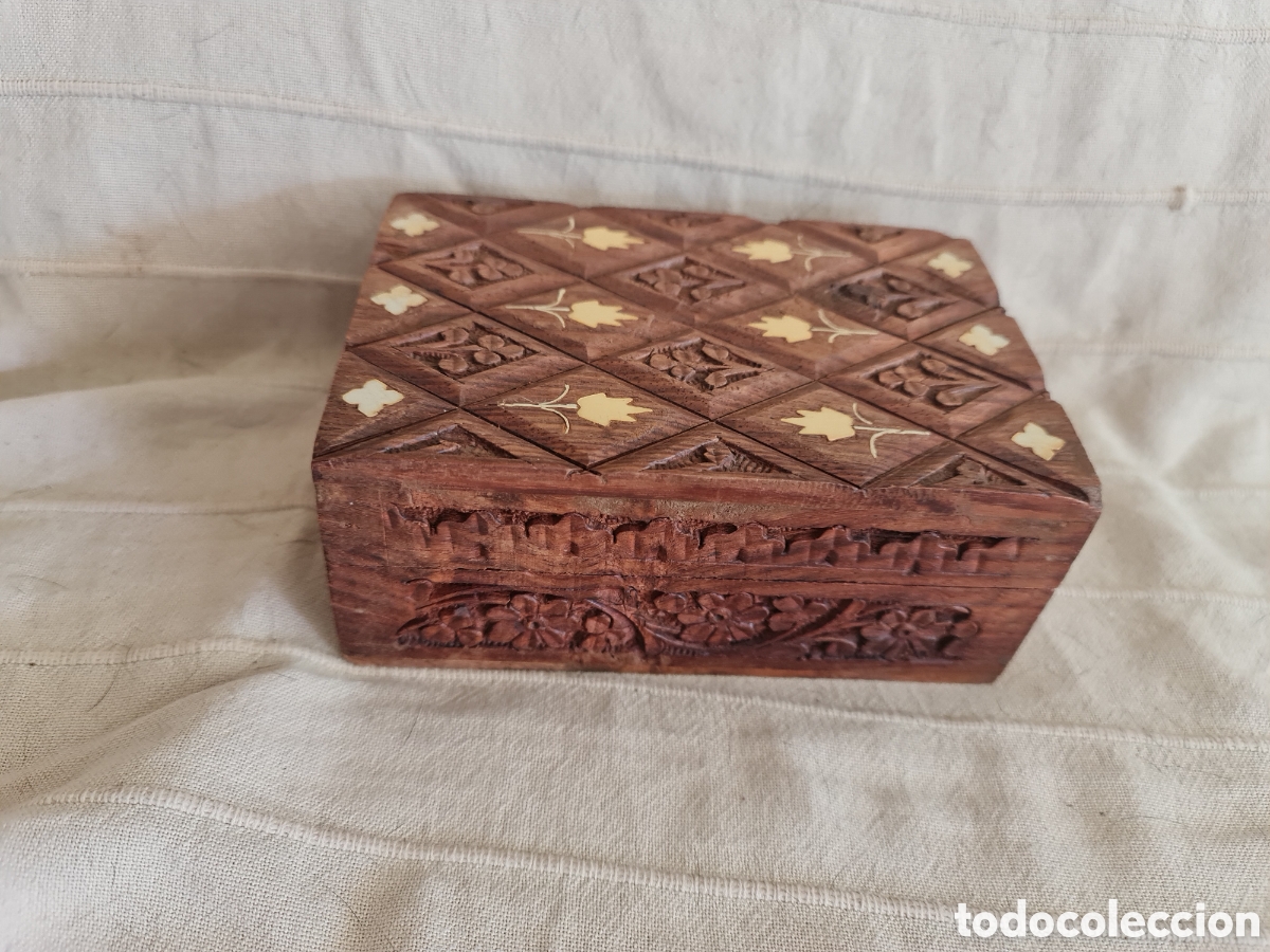 Artesan&iacute;a: Artesanal incrust. Hueso vintage ('60s) Impecable