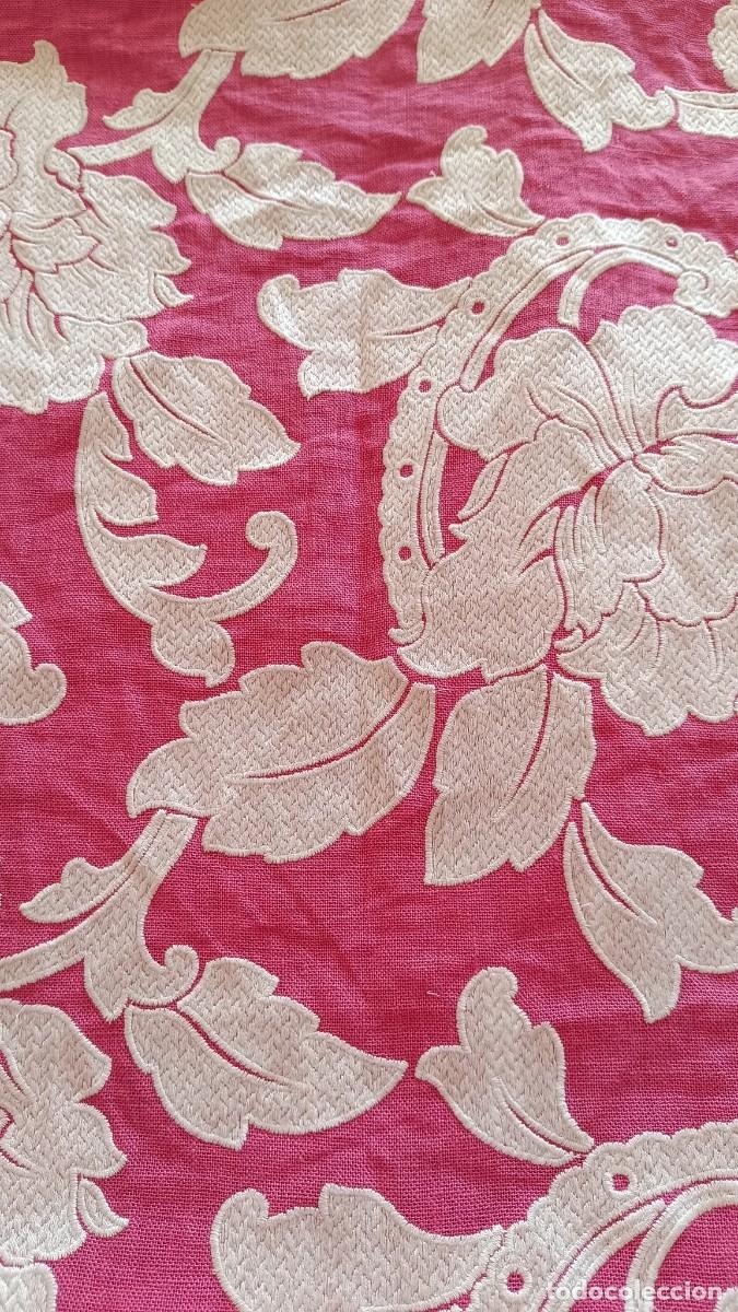 Artesan&iacute;a: Lino bordado - Sin marca - 200x140 cm - Fucsia