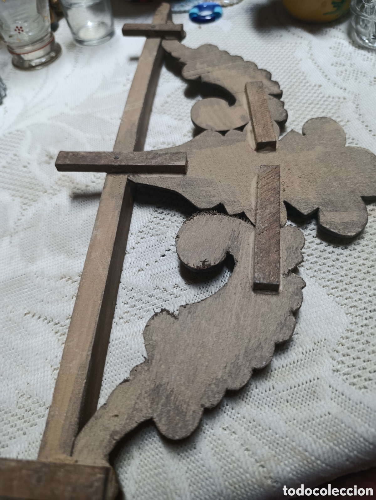 Artesan&iacute;a: Copete de madera con soporte. - Foto 8