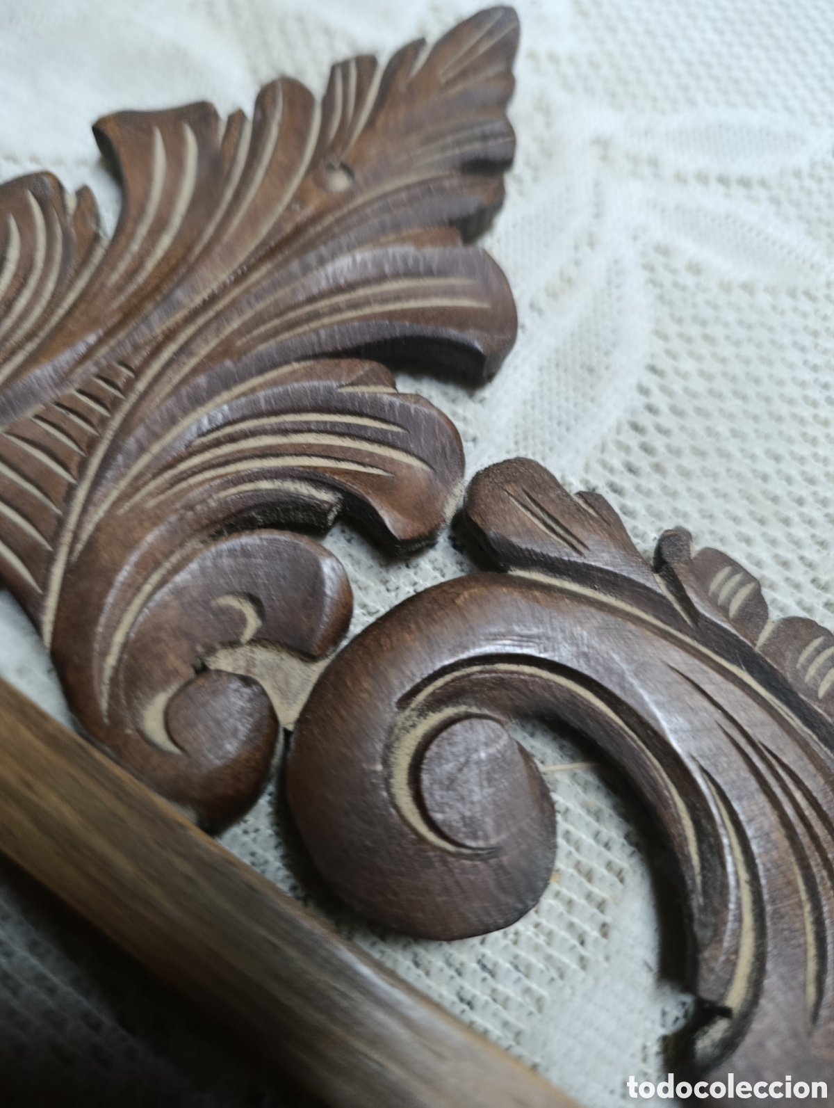 Artesan&iacute;a: Talla de madera con soporte. - Foto 4
