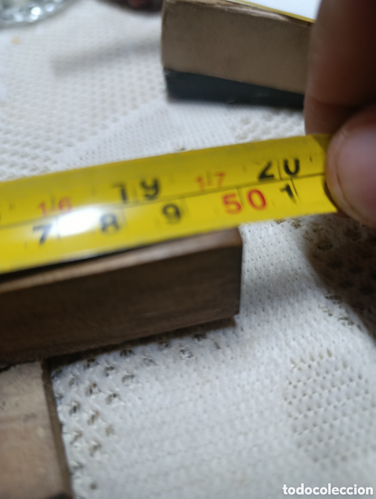 Artesan&iacute;a: Talla de madera con soporte. - Foto 9