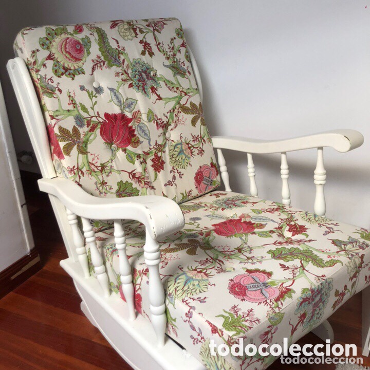 Artesan&iacute;a: MECEDORA EN MADERA Y TAPIZADA CON MOTIVOS FLORALES CASCHMIR., SILL&Oacute;N BALANC&Iacute;N
