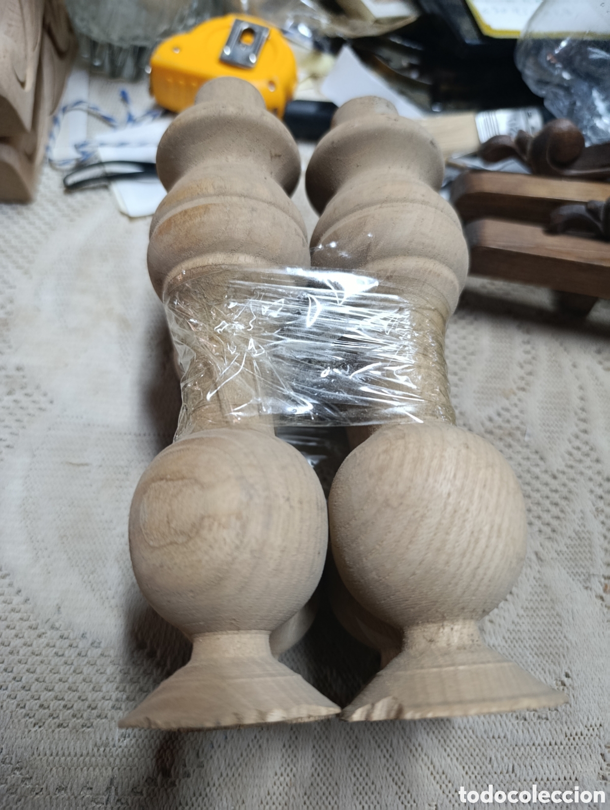 Artesan&iacute;a: Lote de 4 patas de madera de haya.