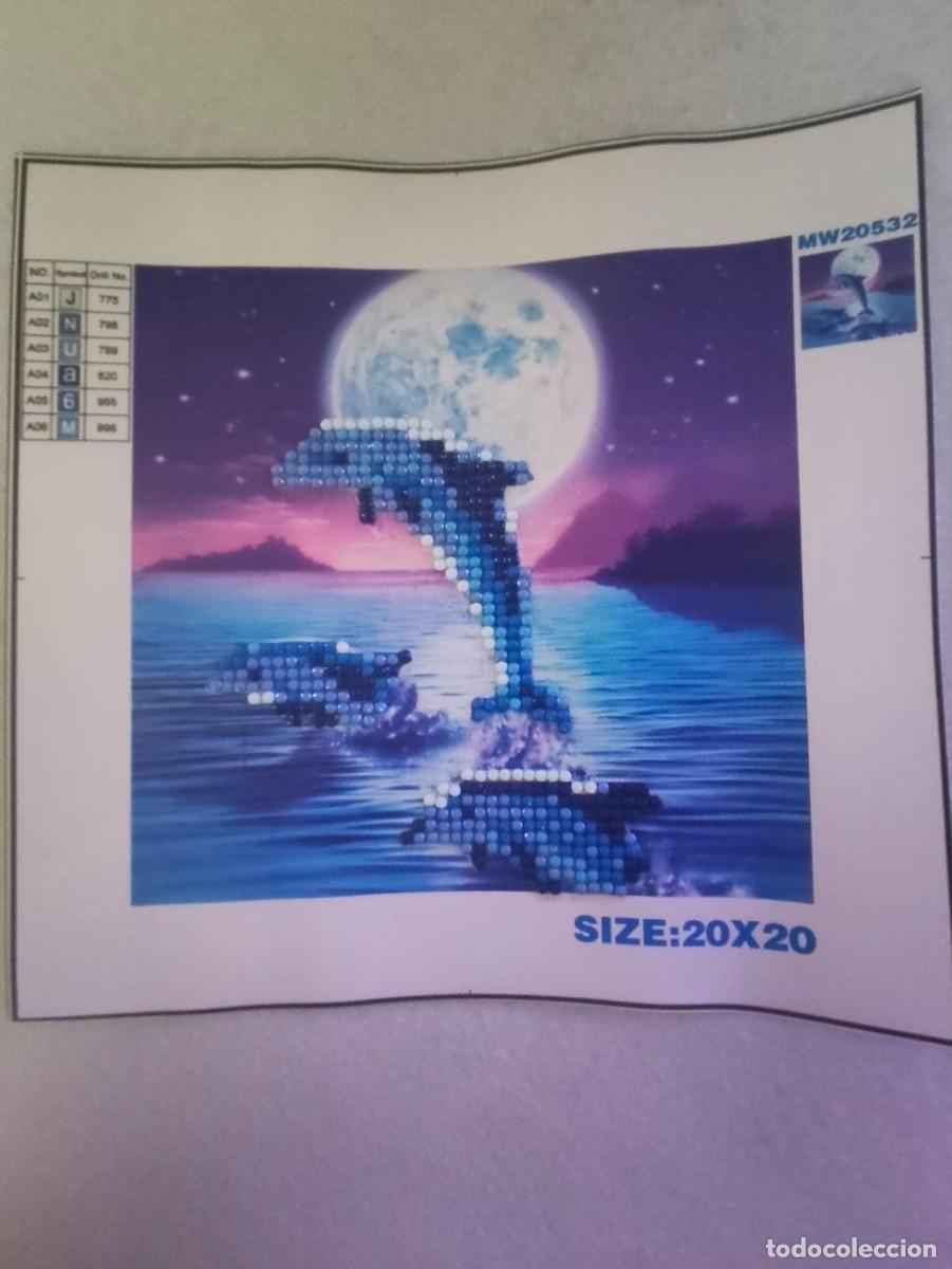 Artesan&iacute;a: Cuadro Diamond Painting Delfines Bajo la Luna 20x20 cm &ndash; Hecho a Mano &ndash; Terminado