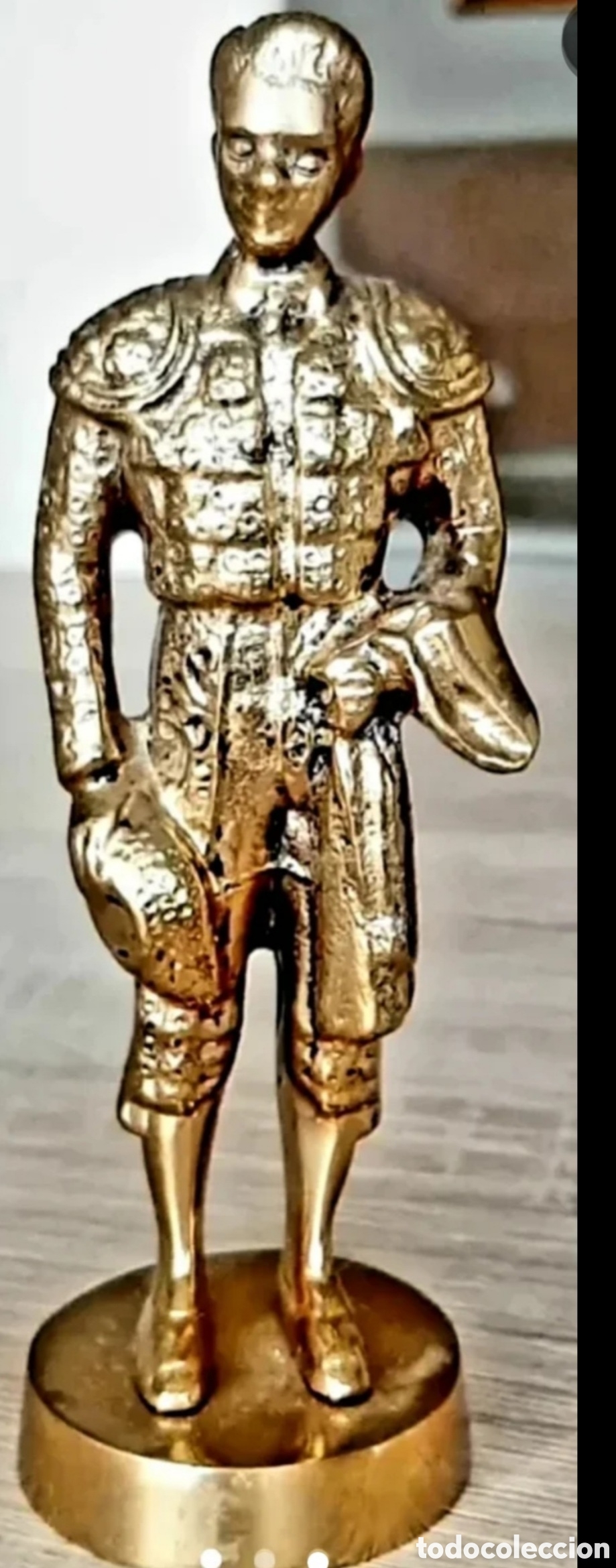 Artesan&iacute;a: Estatua de torero en bronce