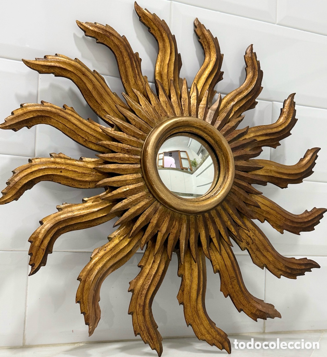 Artesan&iacute;a: ANTIGUO ESPEJO DE SOL DE MADERA DORADA