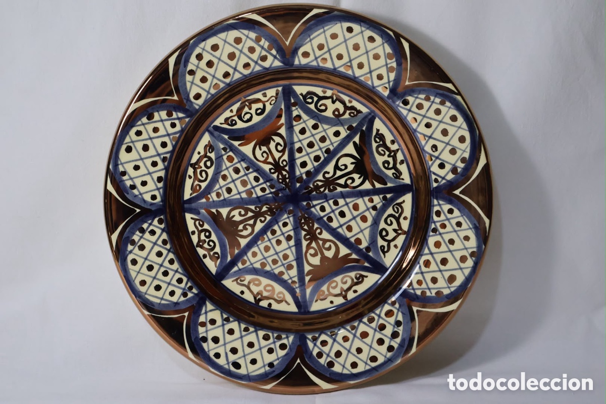 Artisanat: PLATO CER&Aacute;MICA MANISES REFLEJ&Oacute;
