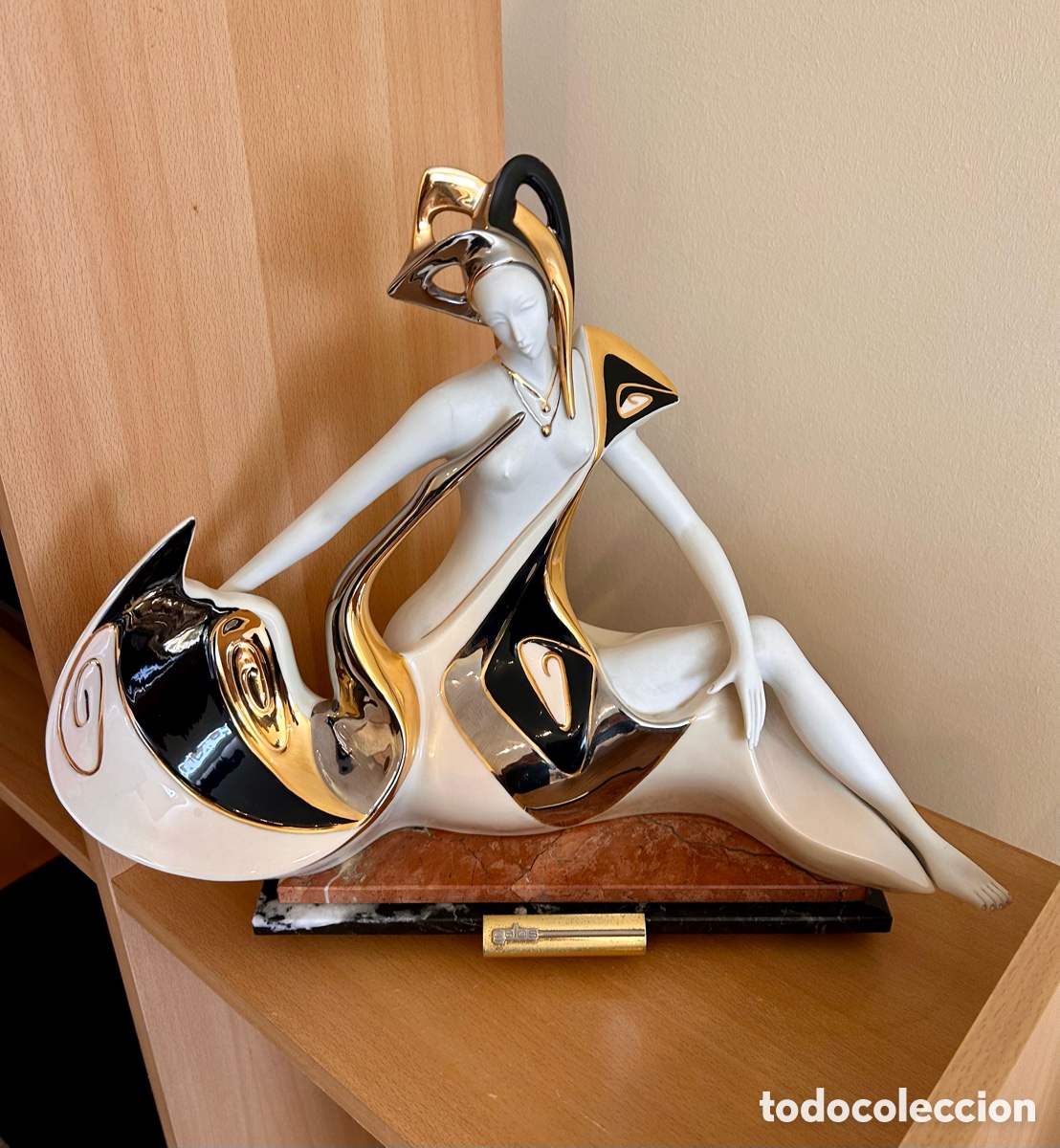 Artesan&iacute;a: Espectacular Figura Porcelana GALOS con Oro y Platino - Estilo Art D&eacute;co