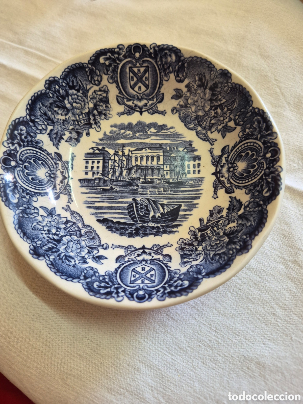 Artesan&iacute;a: Plato historical ports of England