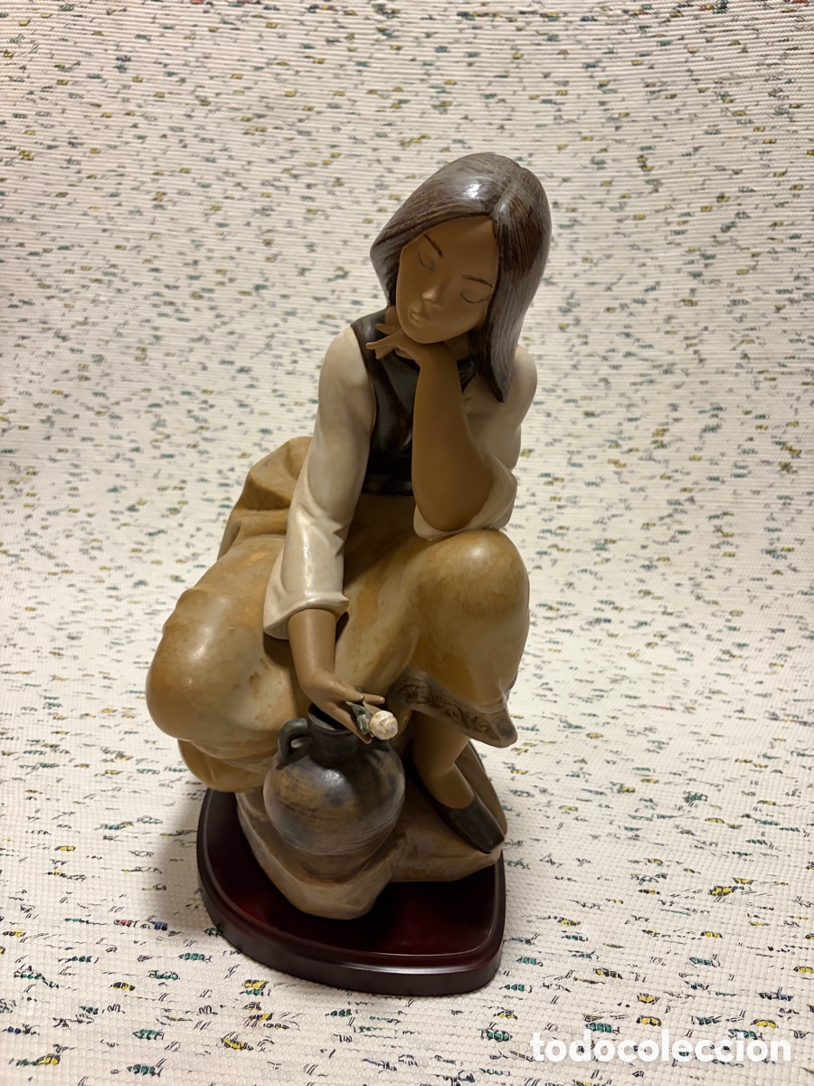 Artesan&iacute;a: Figura Lladr&oacute; Gres - campesina