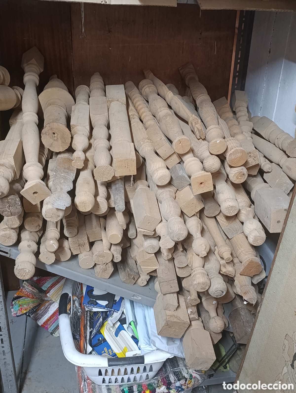 Artesan&iacute;a: Lote de 100 torneados de haya.